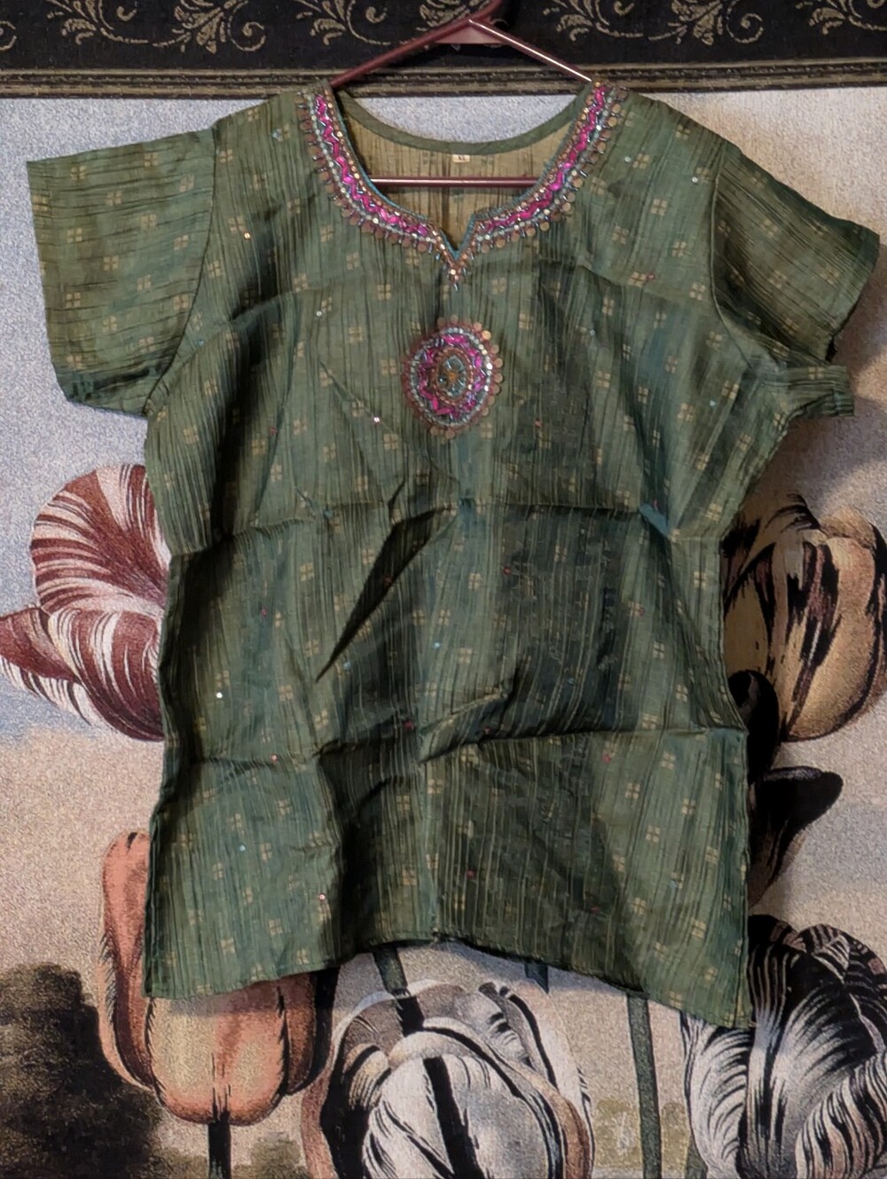 Embellished Green Short-Sleeve Women’s Top